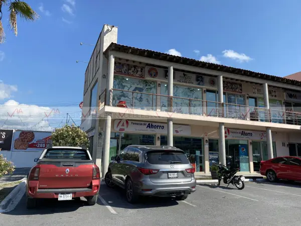 Local en venta en El Encino, Monterrey — foto 2 de 9