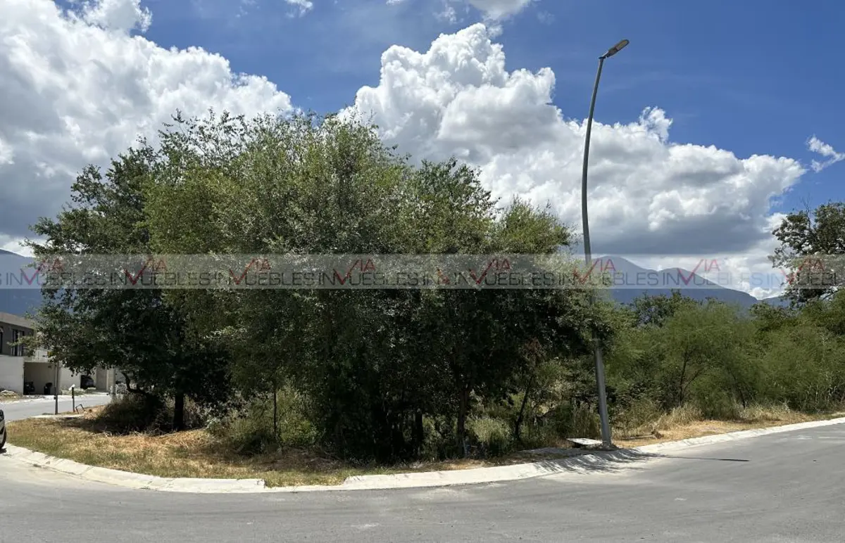 Terreno en venta en Amorada Privada Residencial, Santiago — foto 1 de 8