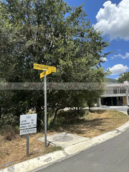 Terreno en venta en Amorada Privada Residencial, Santiago — foto 2 de 8