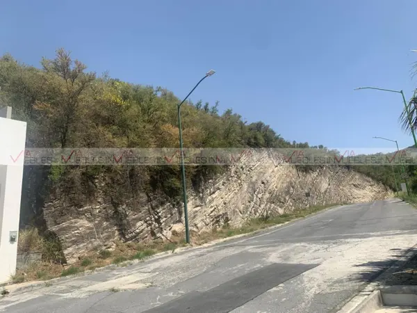 Terreno en venta en Las Águilas, Guadalupe — foto 3 de 11