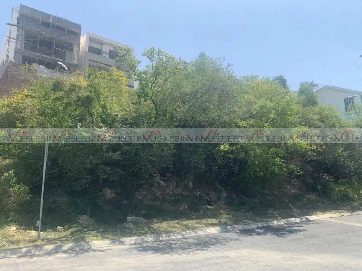 Terreno en venta en Las Águilas, Guadalupe — foto 1 de 11