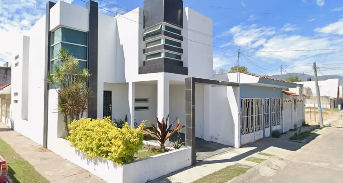 Casa en venta en Lagos del Country, Tepic — foto 1 de 12