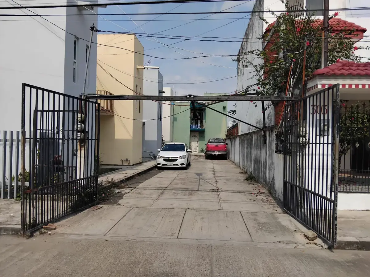 Casa en venta en Cazones, Poza Rica de Hidalgo — foto 1 de 15