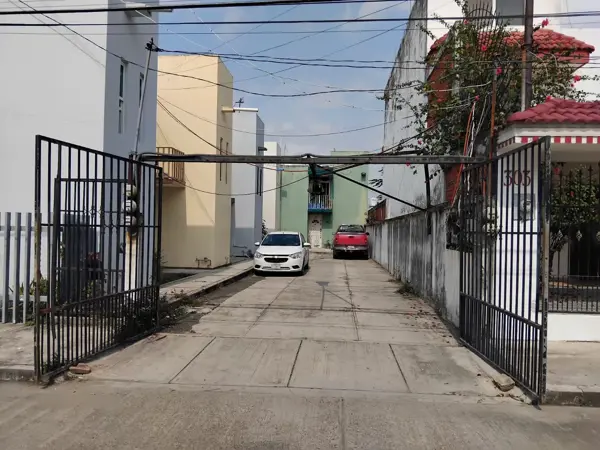 VENTA DE CASA DE 2 PLANTAS CON 2 RECAMARAS EN LA COLONIA, CAZONES VENTA DE CASA DE 2 PLANTAS CON 2 RECAMARAS EN LA COLONIA, CAZONES