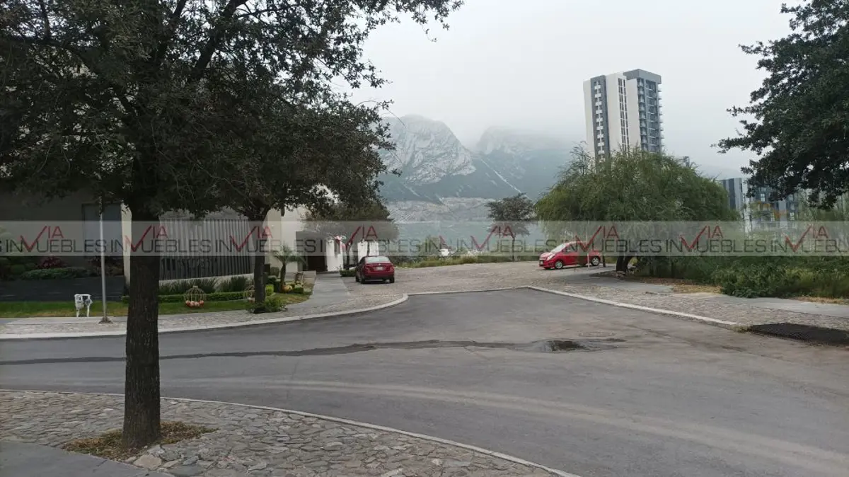 Terreno en venta en Residencial Cordillera, Santa Catarina — foto 1 de 8