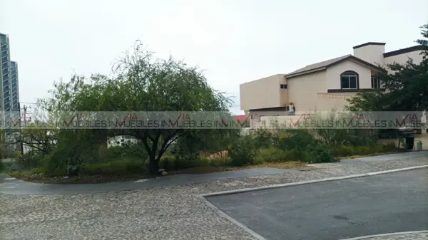 Terreno en venta en Residencial Cordillera, Santa Catarina — foto 3 de 9