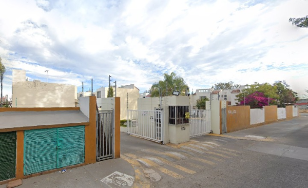 Casa en venta en La Cuchilla (Extramuros de Tesistán), Zapopan — foto 3 de 23