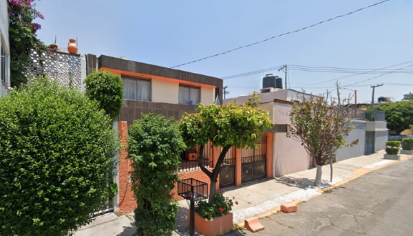 Casa en venta en Valle del Paraiso, Tlalnepantla de Baz — foto 2 de 22