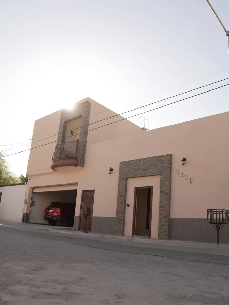 Vista 2 de Casa en Venta en Residencial Campestre la Rosita, Torreón, Coahuila de Zaragoza