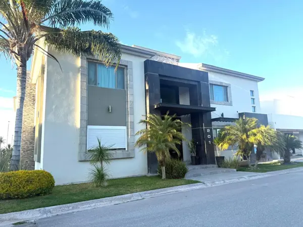 Casa en RENTA en Hacienda del Rosario | Zona Residencial Premium – Torreón, Coahuila