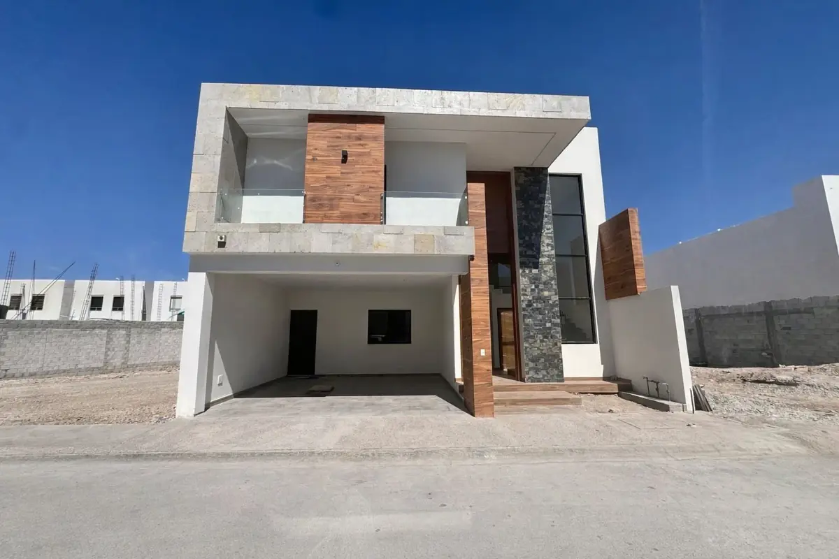 Casa en venta en Los Viñedos, Torreón — foto 1 de 16