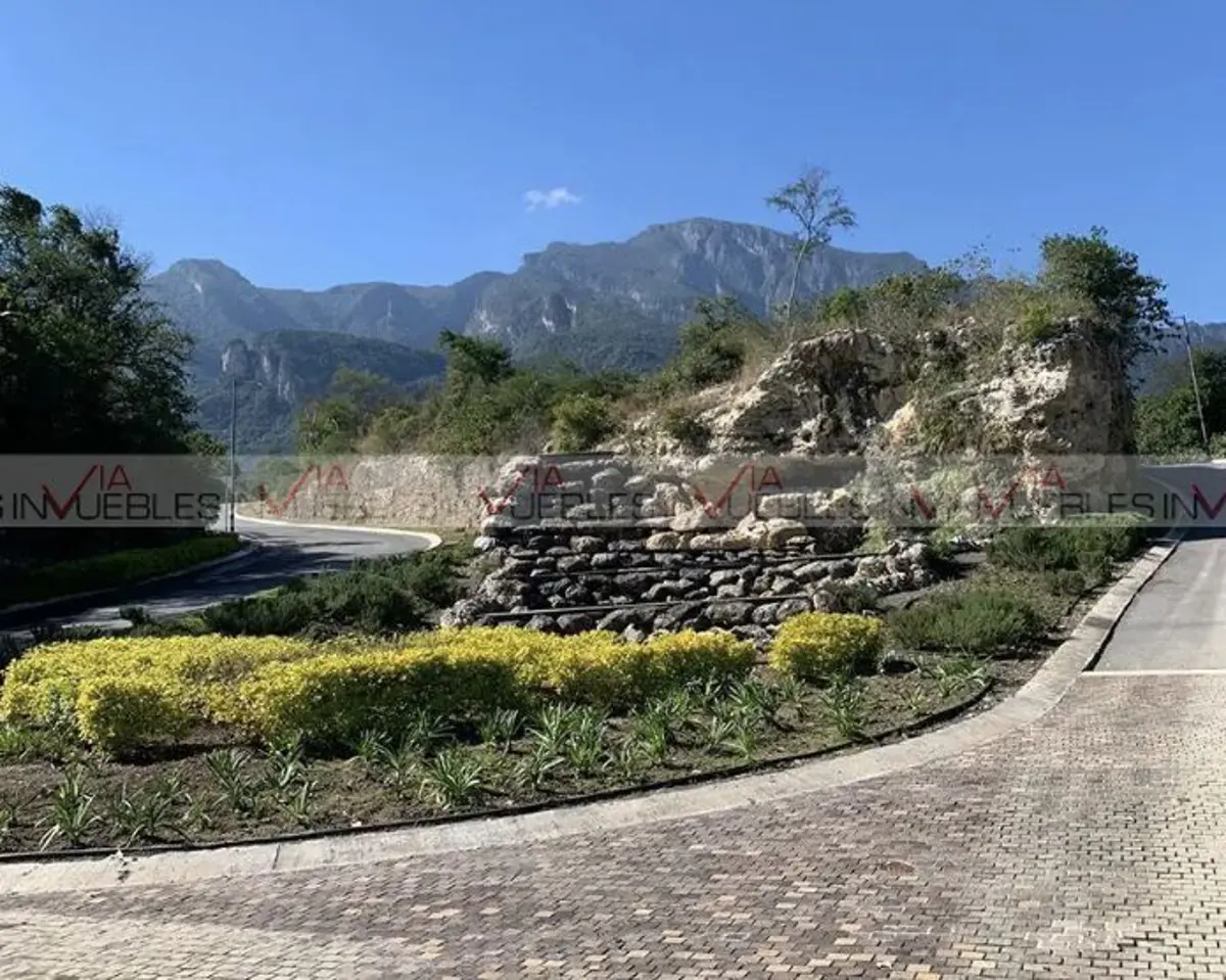Terreno en venta en Las Cristalinas, Santiago — foto 1 de 14