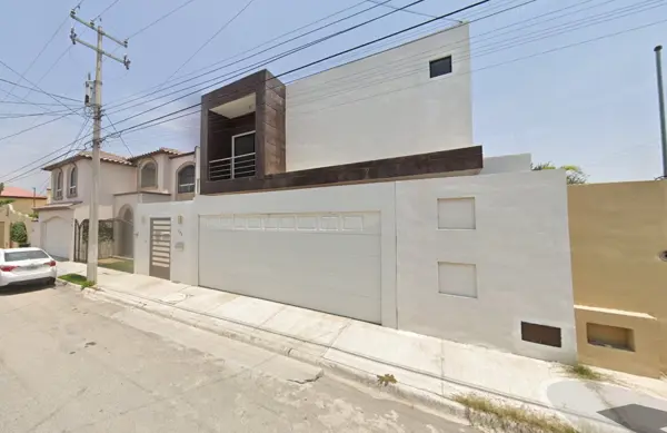 Casa en venta en Valle Real, Saltillo — foto 3 de 11