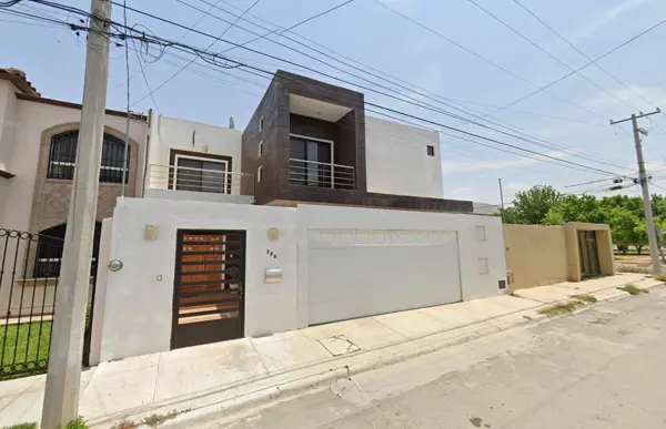 Casa en venta en Valle Real, Saltillo — foto 2 de 11