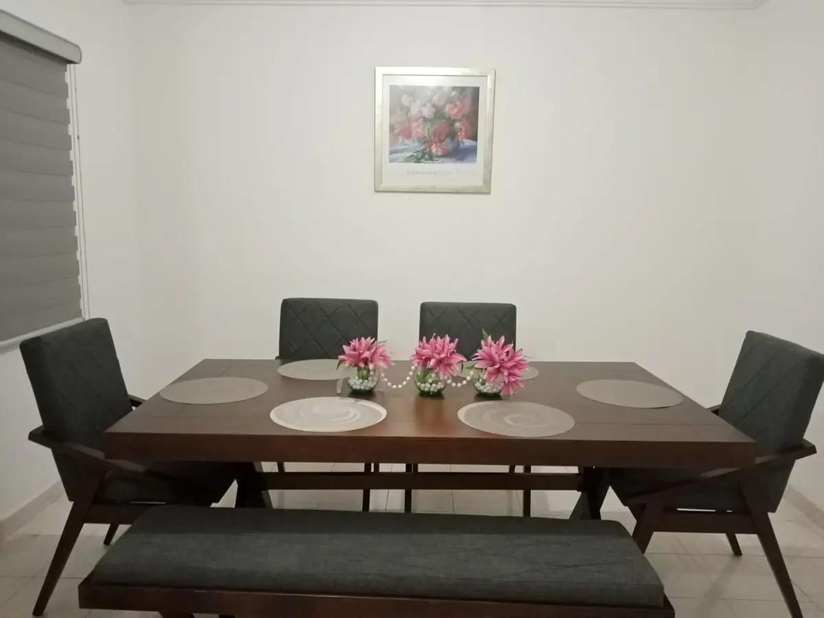 Vista 3 de Casa en Renta amueblada en Cerrada Ibero