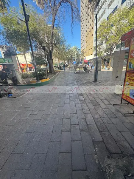 Local en renta en Monterrey Centro, Monterrey — foto 3 de 24