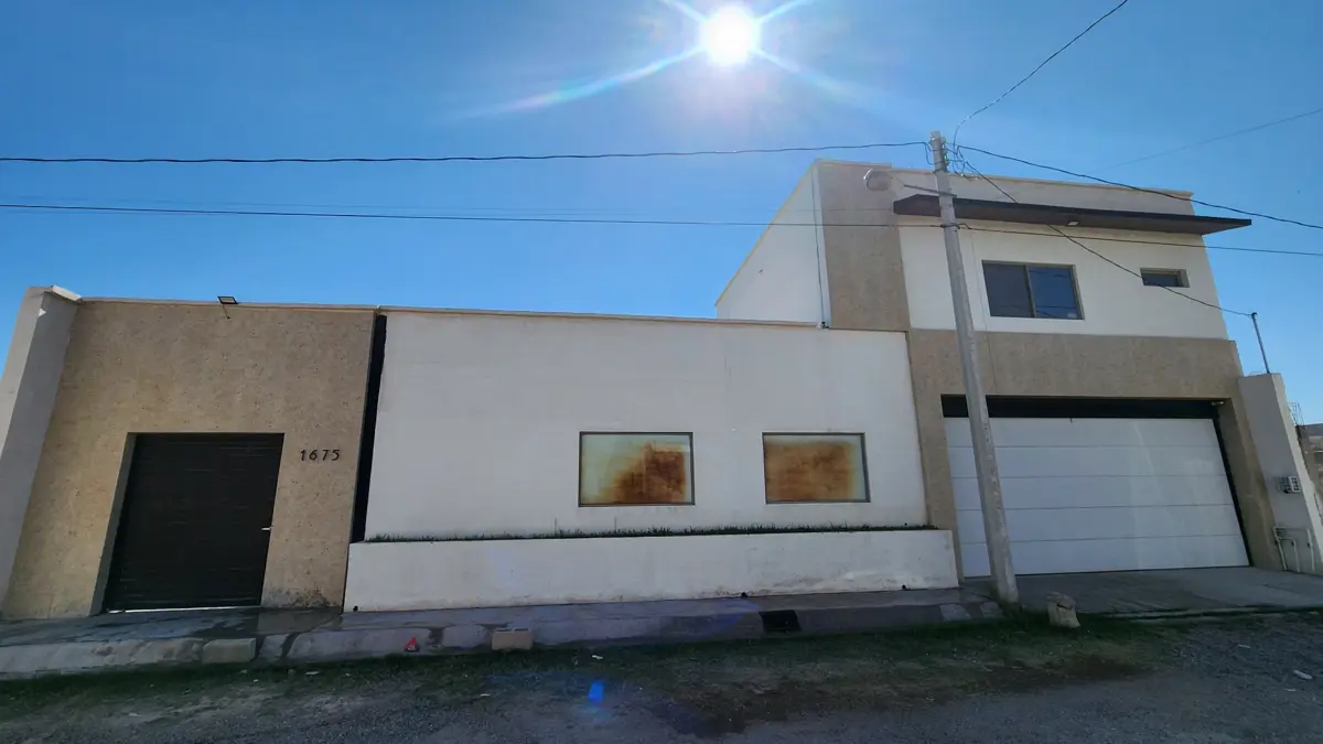 Quinta en Venta en Torreón, Coahuila - Amplia Propiedad con Alberca Quinta en Venta en Torreón, Coahuila - Amplia Propiedad con Alberca