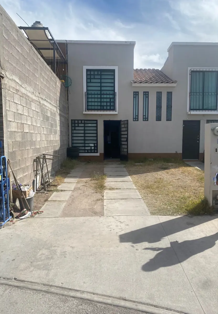 Casa en venta en El Toro, Soledad de Graciano Sánchez — foto 1 de 11