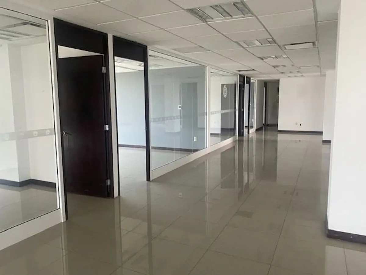 Edificio en renta en San Miguel Chapultepec I Sección, Miguel Hidalgo — foto 1 de 16