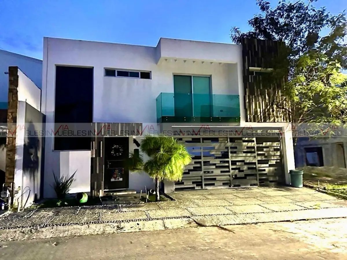 Casa en renta en Valle de Cristal, Monterrey — foto 1 de 21