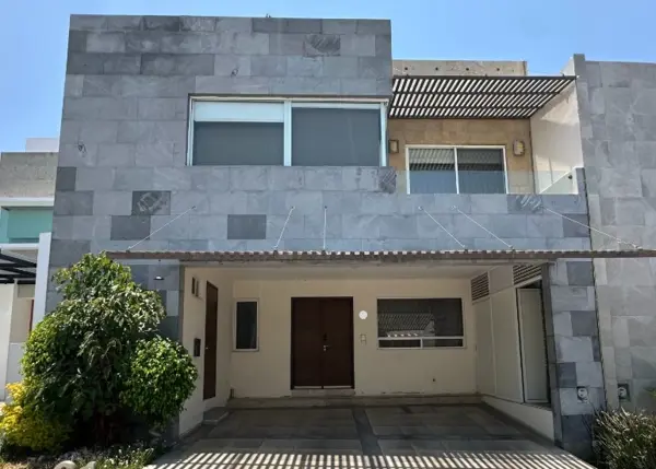Venta Casa Privada Segovia Lomas de Anfgelopolis Ii San Bernardino Tlaxcalancingo Puebla Recup Banca