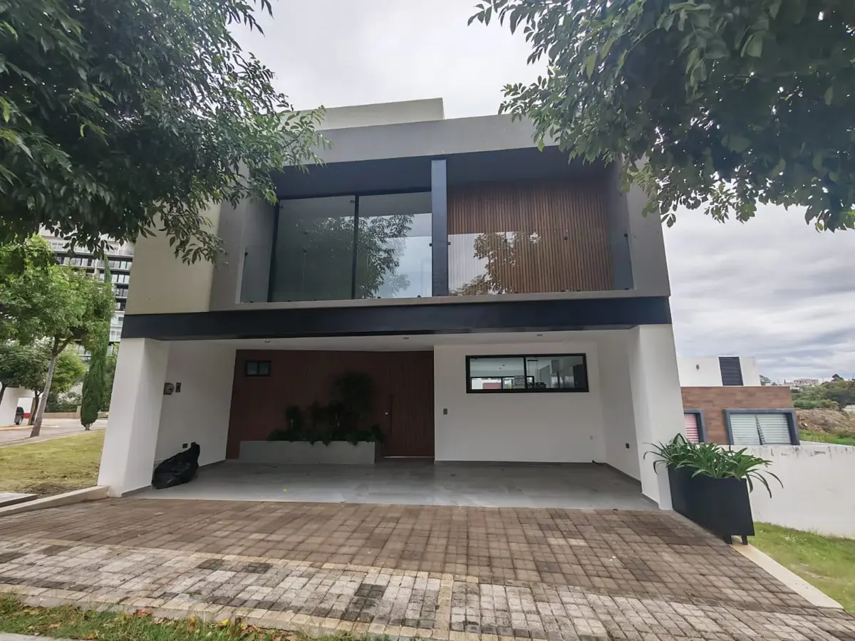 Casa en venta en Lomas de Angelópolis, Ocoyucan — foto 1 de 31