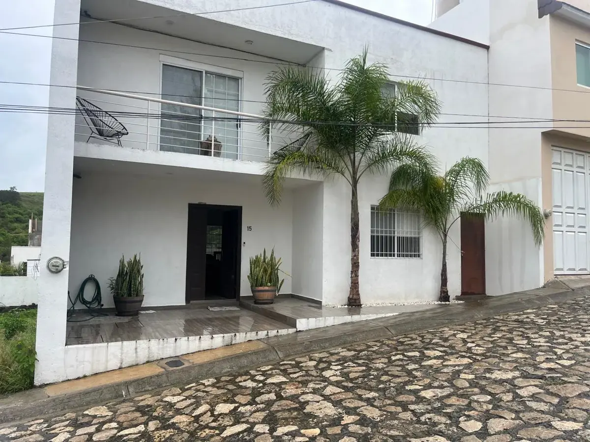 Casa en renta en Ixtapan de la Sal, Ixtapan de la Sal — foto 1 de 21
