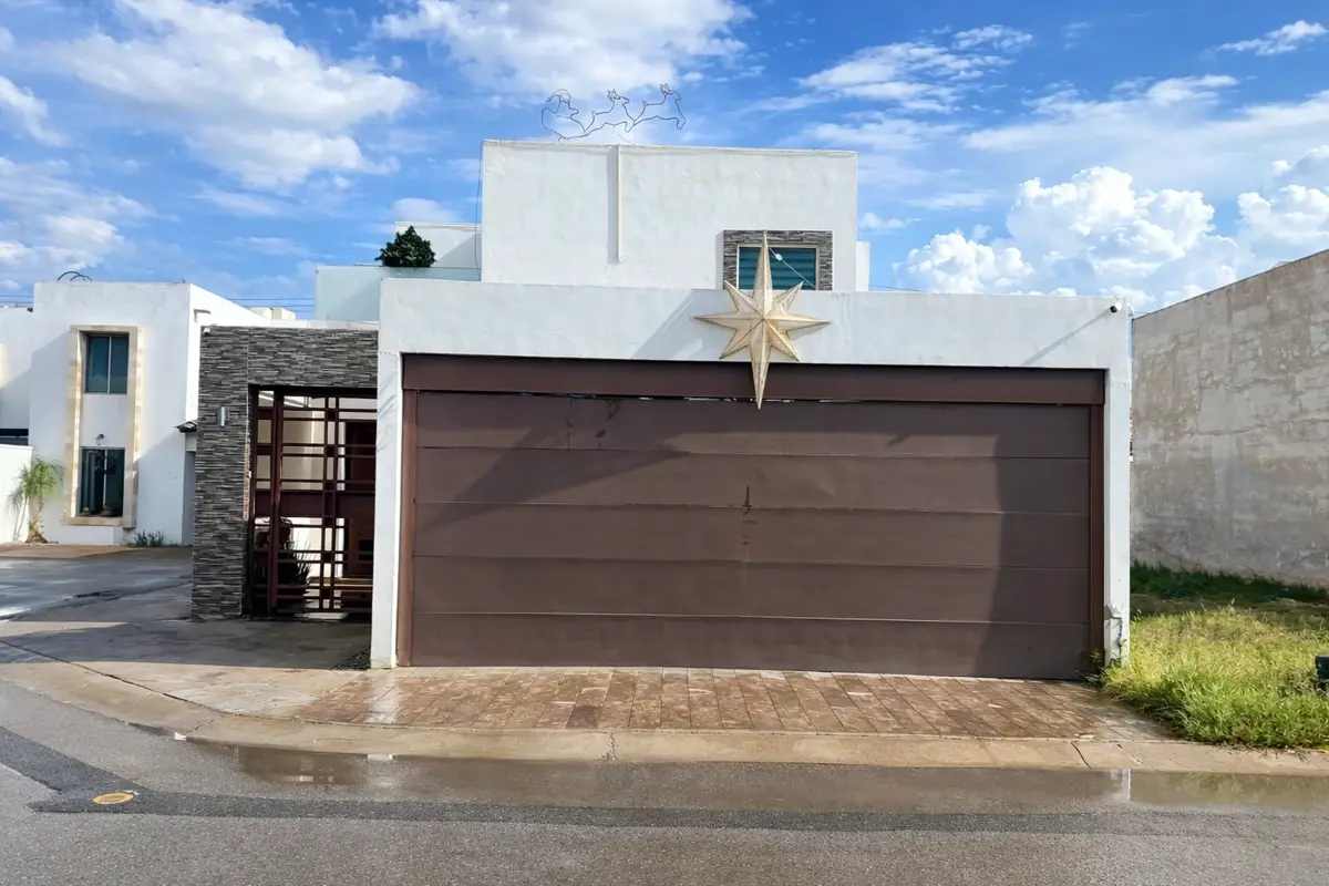 Casa en venta en Residencial Palma Real, sector Viñedos. Casa en venta en Residencial Palma Real, sector Viñedos.