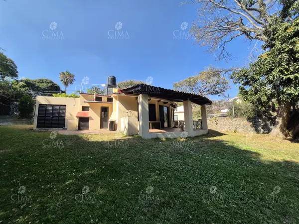 Casa en venta en Lomas de Atzingo, Cuernavaca — foto 2 de 17