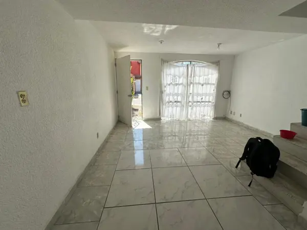 Casa en renta en Los Sauces I, Toluca — foto 2 de 14