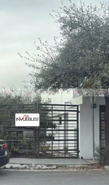 Casa en venta en Las Lomas, García — foto 2 de 20