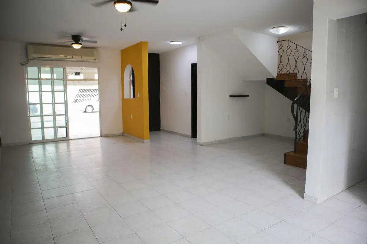 Casa en venta en Jardines de Mocambo, Boca del Río — foto 1 de 32