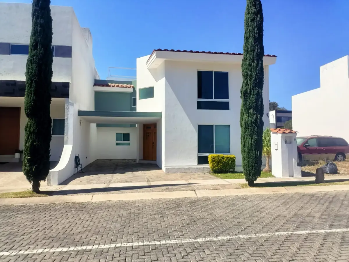 Casa en venta en Arbolada Bosques de Santa Anita, Tlajomulco de Zúñiga — foto 1 de 32