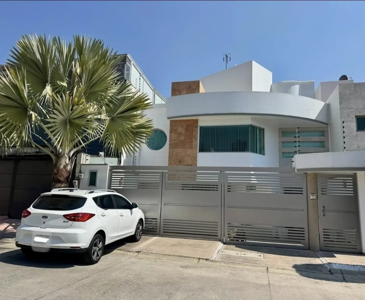 Casa en venta en Lomas Verdes 6a Sección, Naucalpan de Juárez — foto 1 de 10