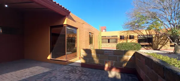 Finca Comercial Estilo Rustico Lista para Inversion y Negocio