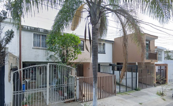 Casa en venta en Lomas del Paraíso 3a. Sección, Guadalajara — foto 3 de 19