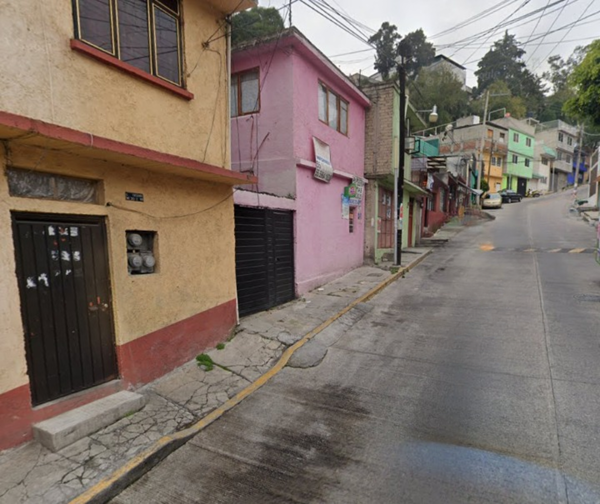 Casa en venta en 2o Reacomodo Tlacuitlapa, Álvaro Obregón — foto 3 de 13