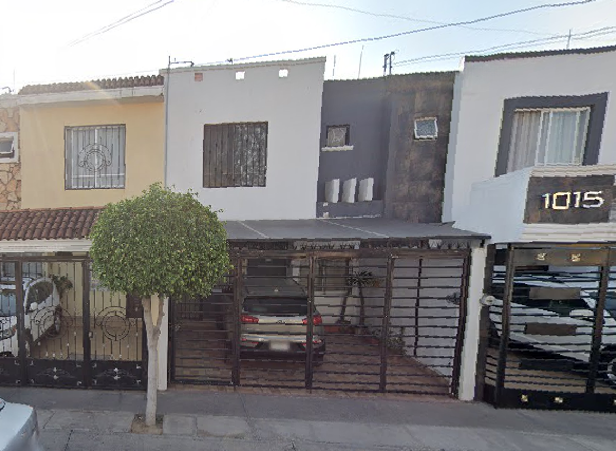 Casa en venta en Parques Del Nilo, Guadalajara — foto 1 de 19
