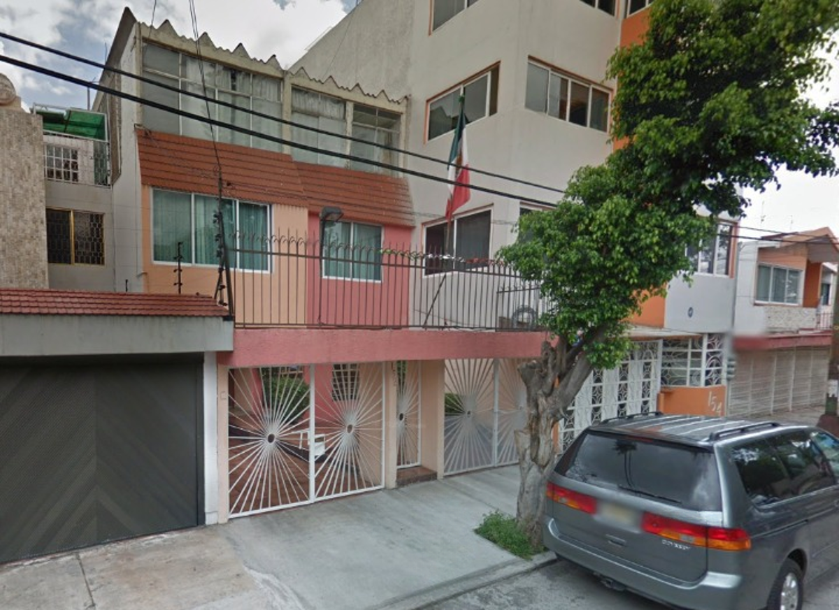 Casa en venta en Ampliación Sinatel, Iztapalapa — foto 1 de 18