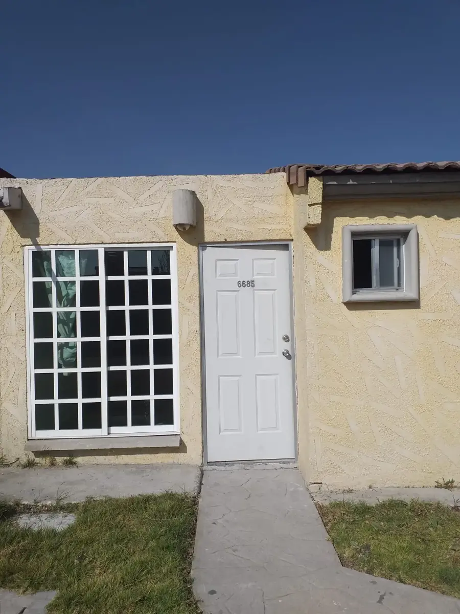 Casa en venta en Conjunto Urbano Rancho San Juan, Almoloya de Juárez — foto 1 de 8