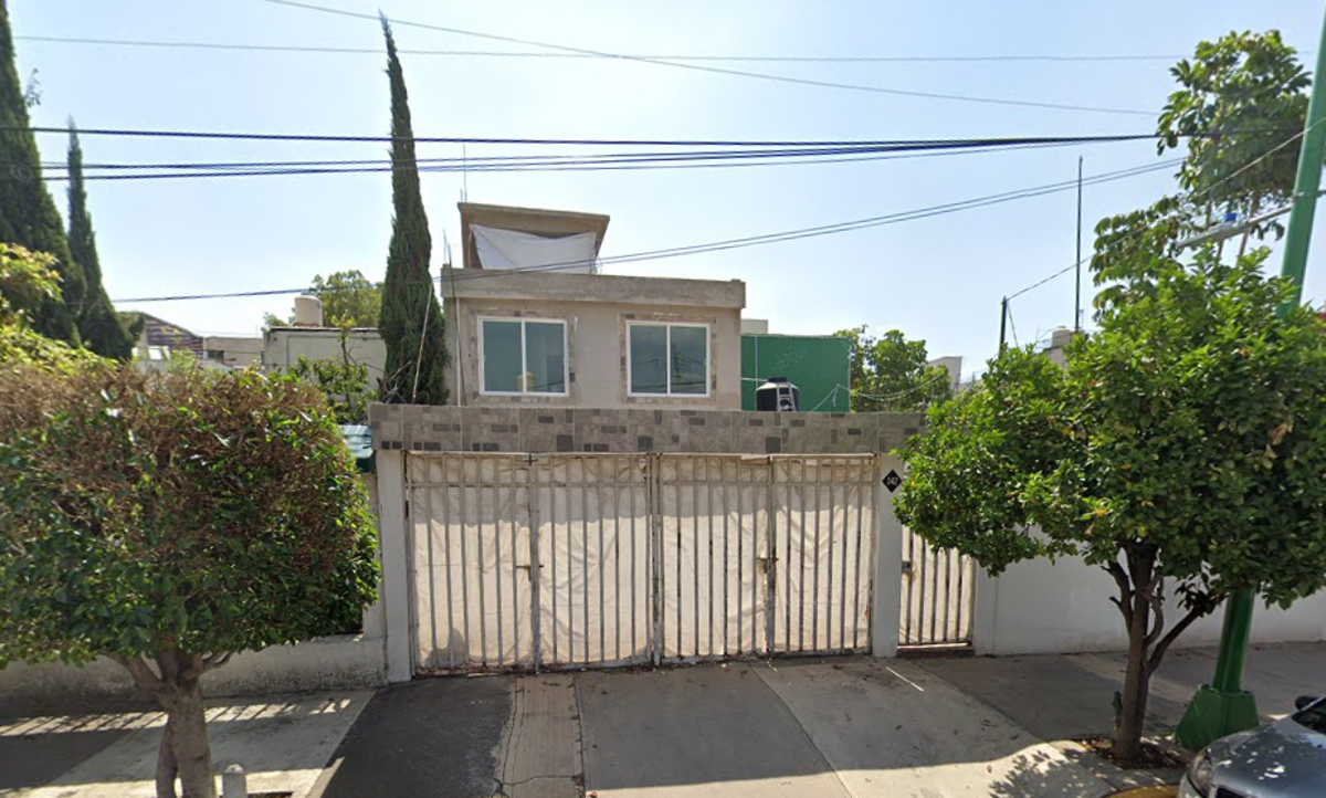 Casa en venta en Banjidal, Iztapalapa — foto 1 de 19