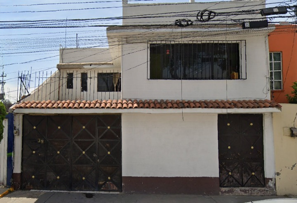 Casa en venta en Izcalli Ecatepec, Ecatepec de Morelos — foto 1 de 19