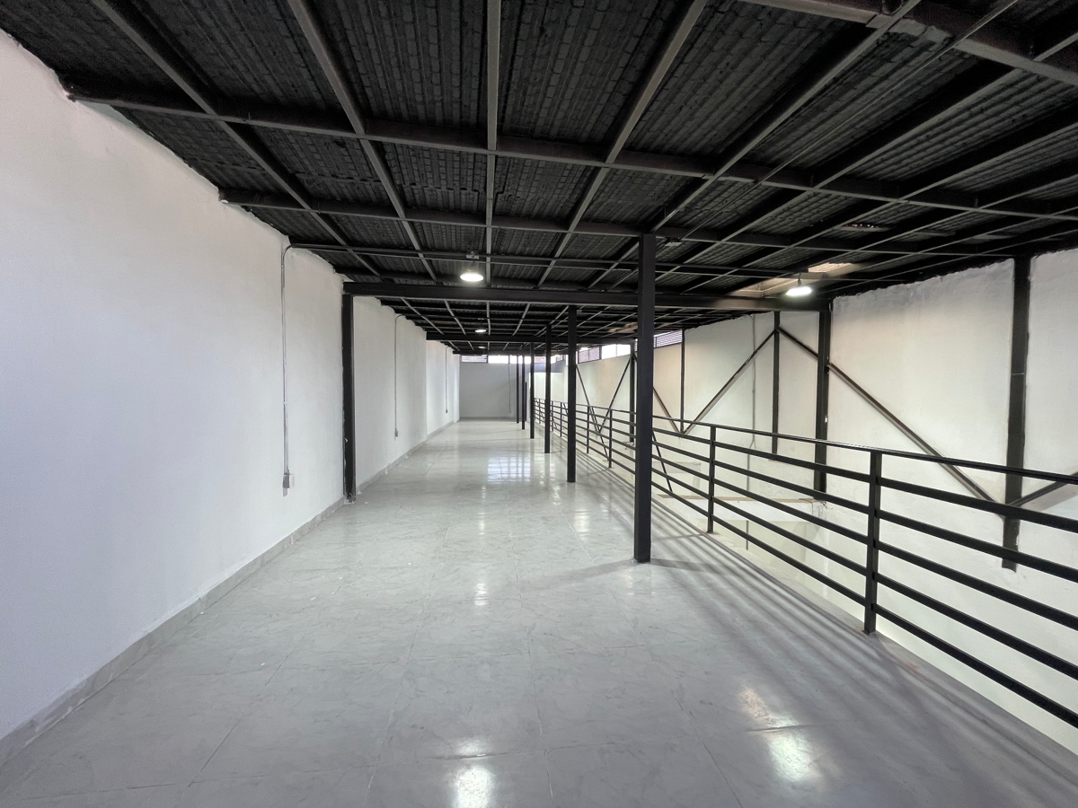 Edificio en renta en Centro, San Juan del Río — foto 1 de 20