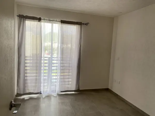 Casa en venta en Adamar, Tlajomulco de Zúñiga — foto 3 de 18