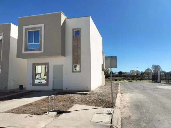Casa en venta en Loma Real, Torreón — foto 2 de 14