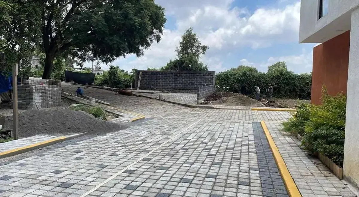 Terreno en venta en Santa Maria Ahuacatitlan, Cuernavaca — foto 1 de 5