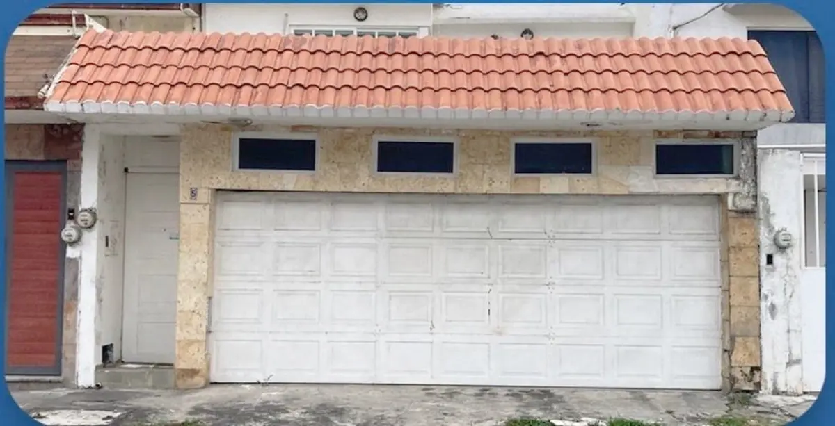 Casa en venta en Jardines de Mocambo, Boca del Río — foto 1 de 16