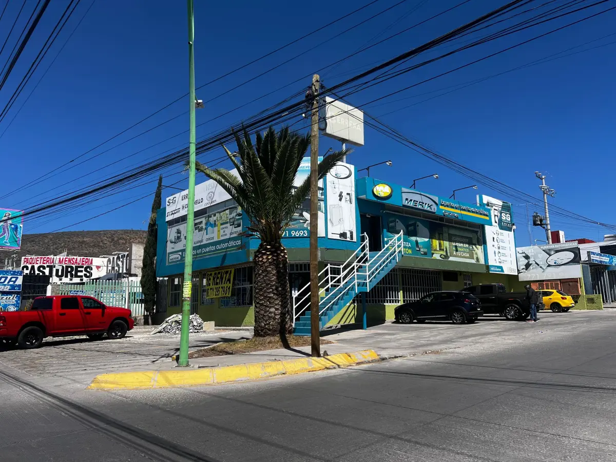 Local en renta en Punta Azul, Pachuca de Soto — foto 1 de 7