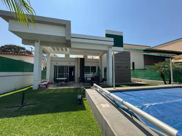 Casa en venta en Lomas de Cocoyoc, Atlatlahucan — foto 2 de 12