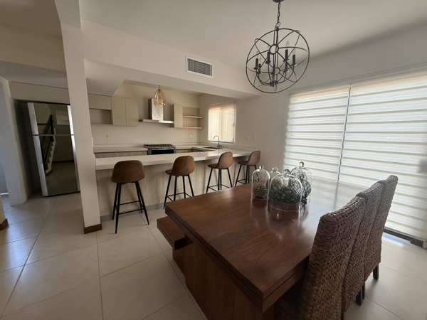 Casa en venta en Nogalera Residencial, Gómez Palacio — foto 2 de 10
